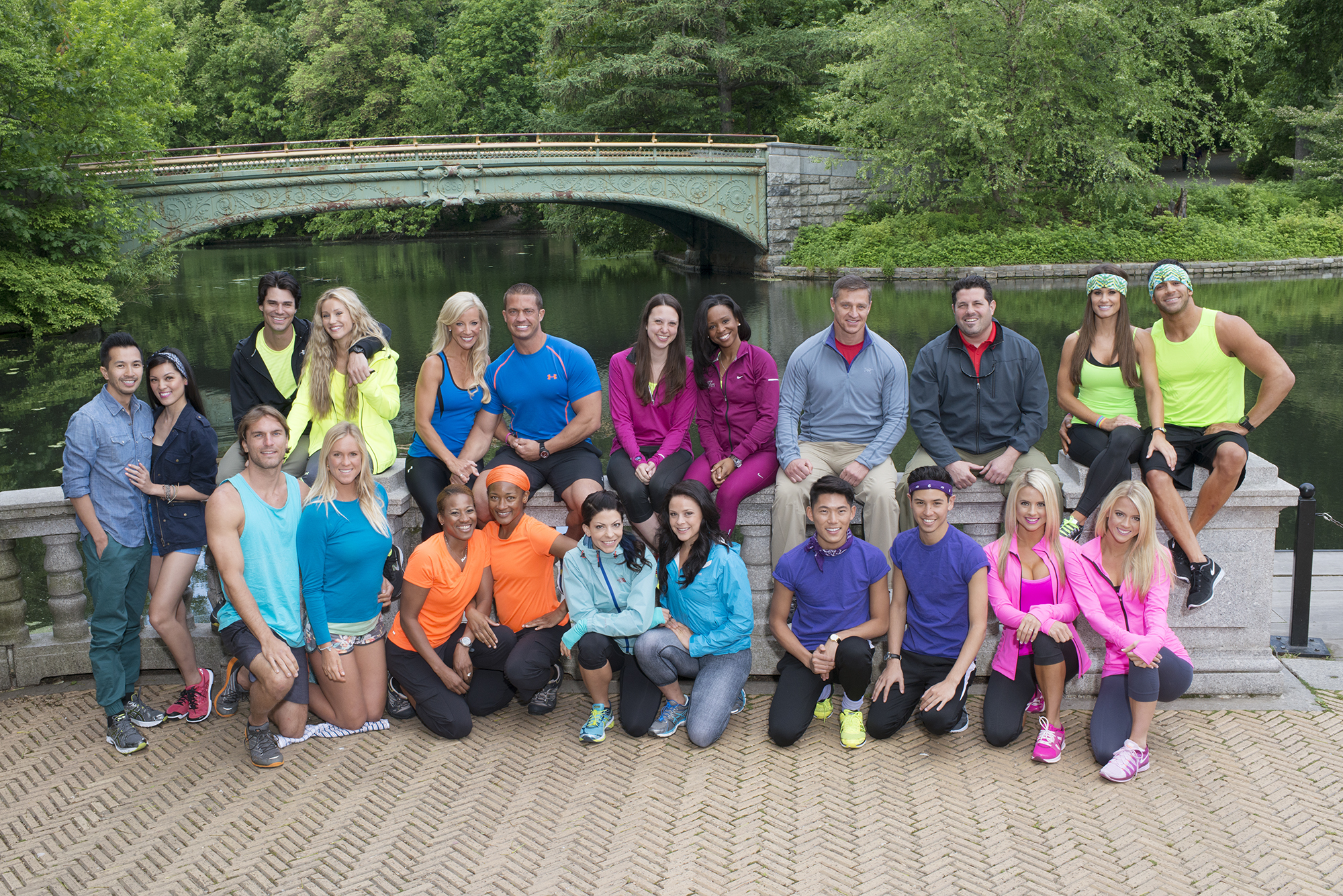 The Amazing Race - Season 25 (Fall 2014) 104932_d0041b