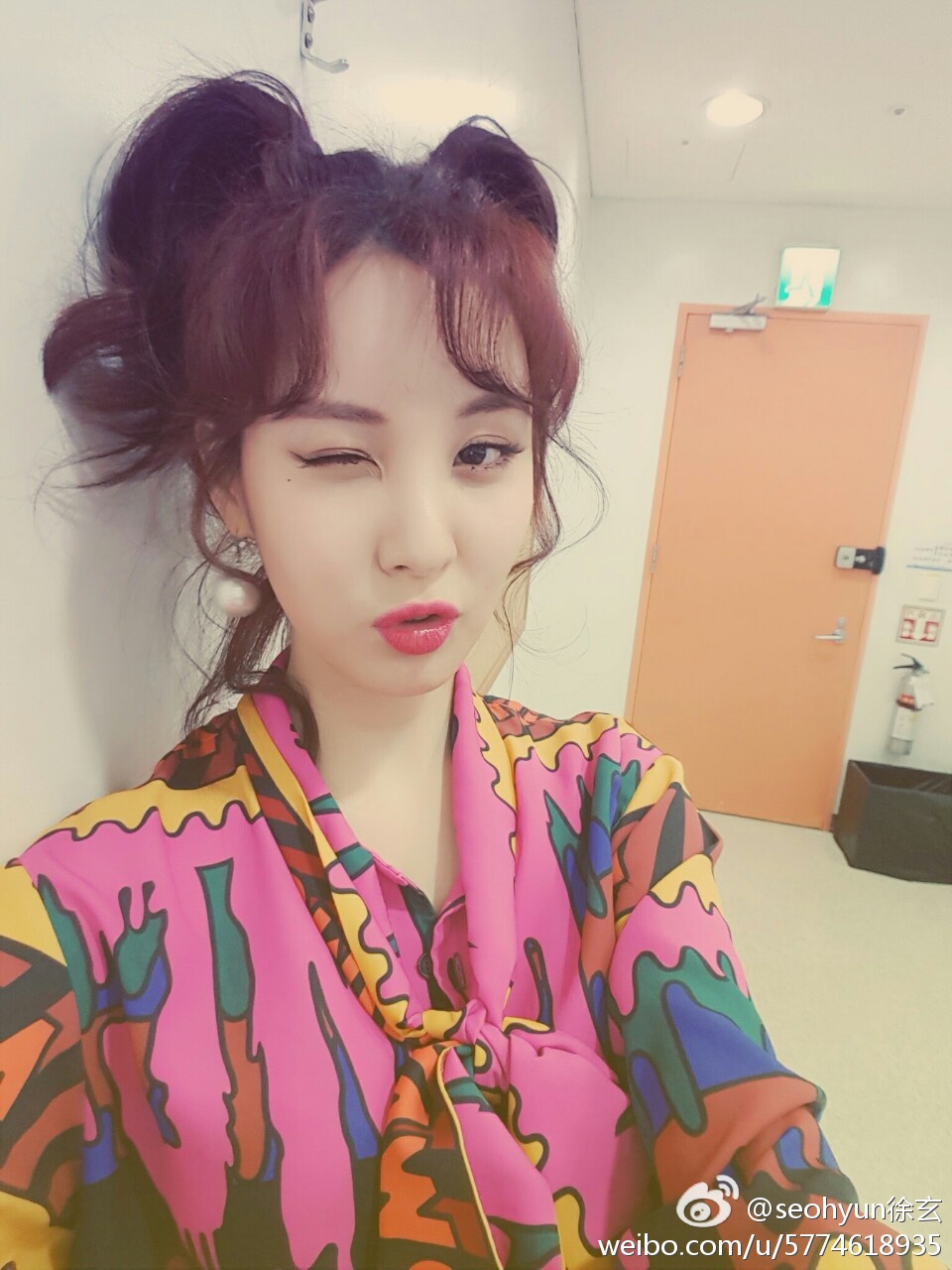 [OTHER][08-11-2013]Selca + Tin nhắn mới của SeoHyun  - Page 17 006iNIb5gy1fc382x9rujj30qo0zkn1w