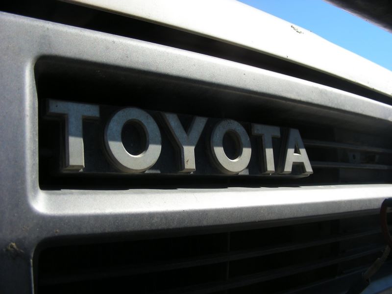 Toyota HiLux 2.4D [LN65] 080907_012