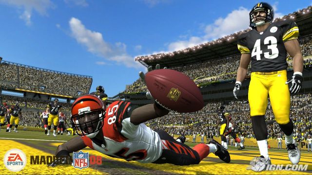 أقوى ألعاب كرة القدم الأمريكية الرهيبة   Madden NFL 08 نسخة كاملة بالكراك بمساحة 2 جيجا Madden-nfl-08-20070615050616144_640w