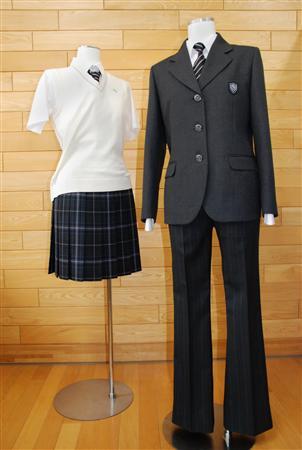 Bibliotèque Sapporo-junior-high-school-female-uniforms