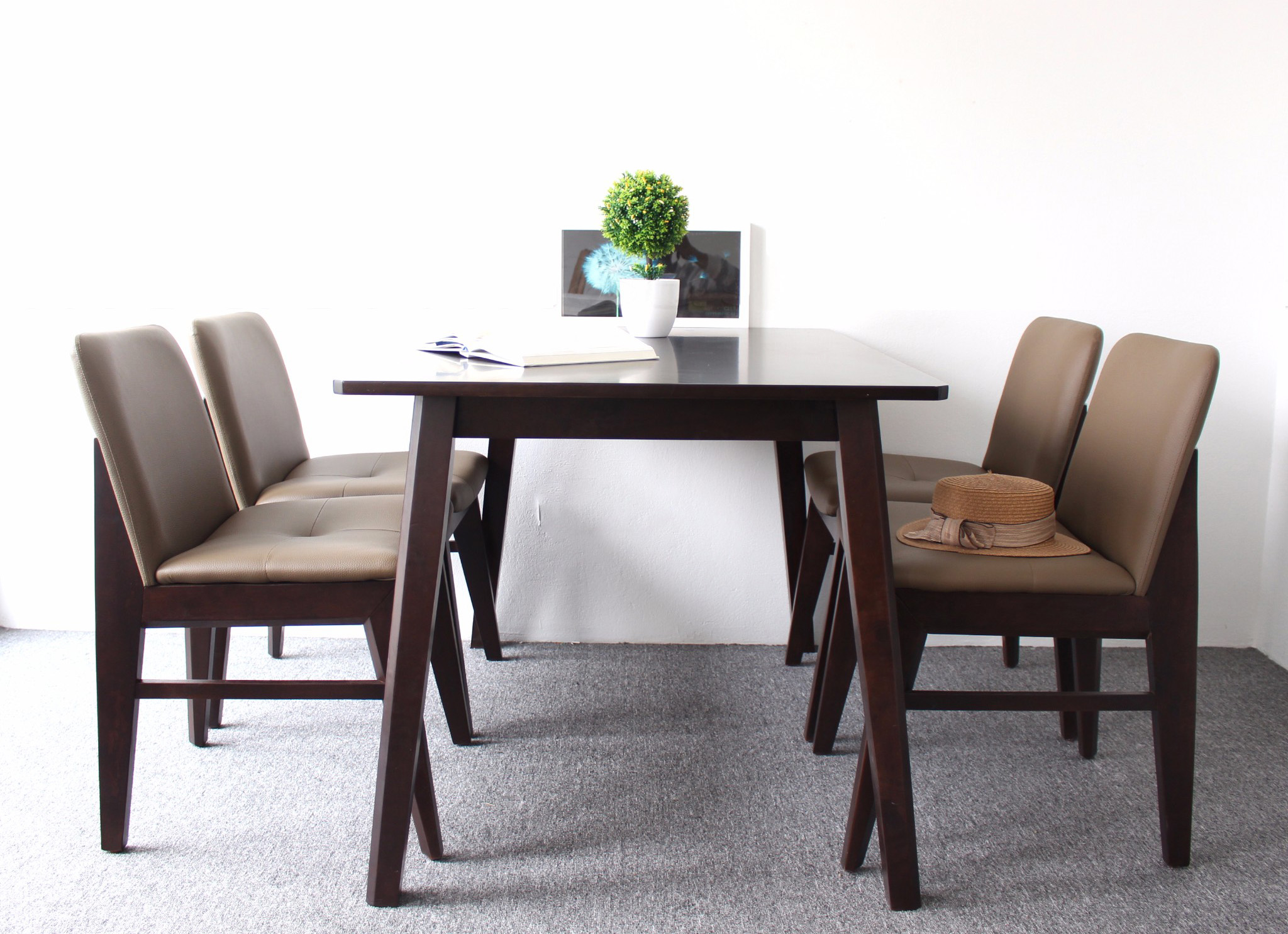 Bộ bàn ghế ăn chất lượng, đảm bảo tính thẩm mỹ với mức chi phí hợp lý nhất Ghe-kudo-7-2
