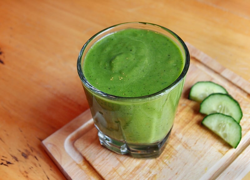 This Anti-Inflammatory Smoothie Has a Special Ingredient to Reduce Stress (And Help You Sleep) Green-Smoothie-Detx