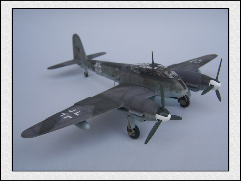 Me 410 A1 du 16./KG.2 [italeri 1/72] Mon51