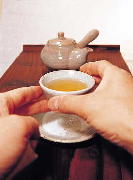 Trà và nghệ thuật uống trà NTUT%203