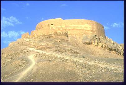 Tour du silence de Yazd - Page 4 L47029