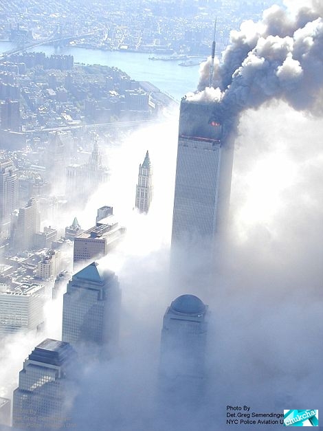 В памет на загиналите на 11 септември, 2001 година 11sep3