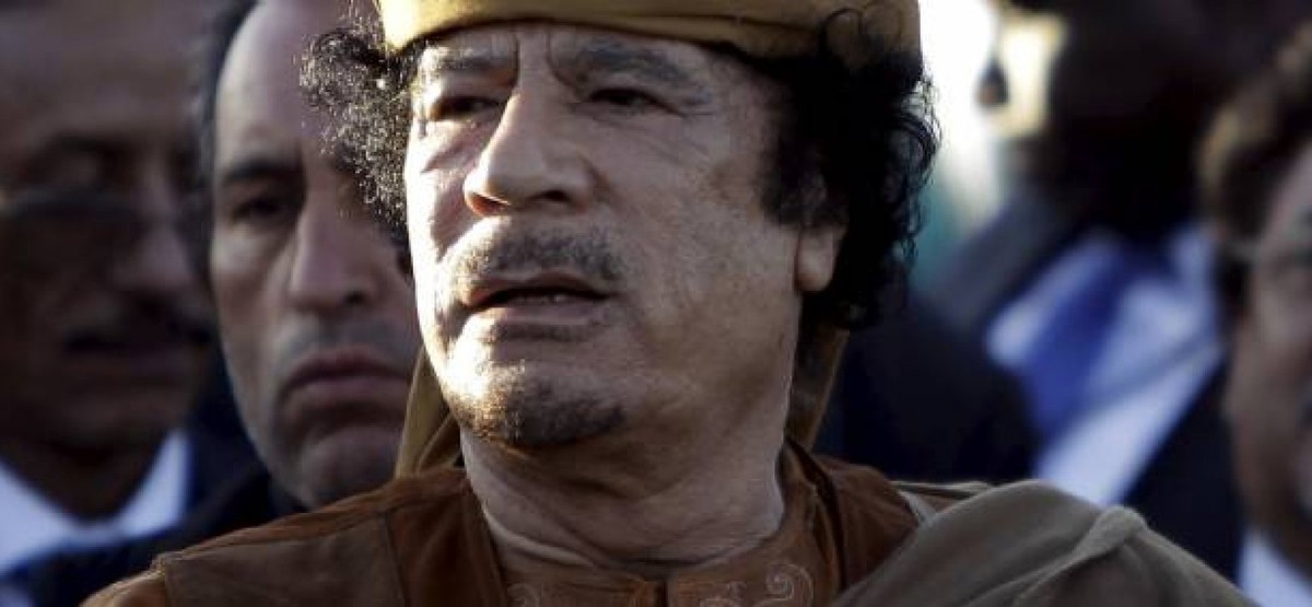 Khadafi, Libye: Le plus gros pactole en cash du monde retrouvé en Afrique du sud, les USA sont dessus 14183075719b30_kadhafi-360069-jpg-231798-1728x800-c