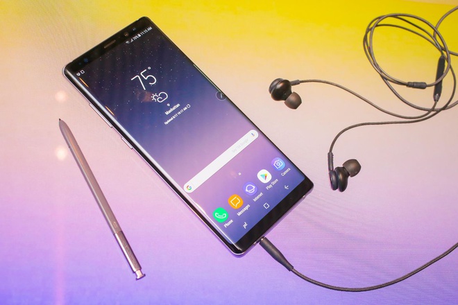 Galaxy Note 8 ra mắt với camera kép, màn hình lớn chưa từng có Galaxynote8102