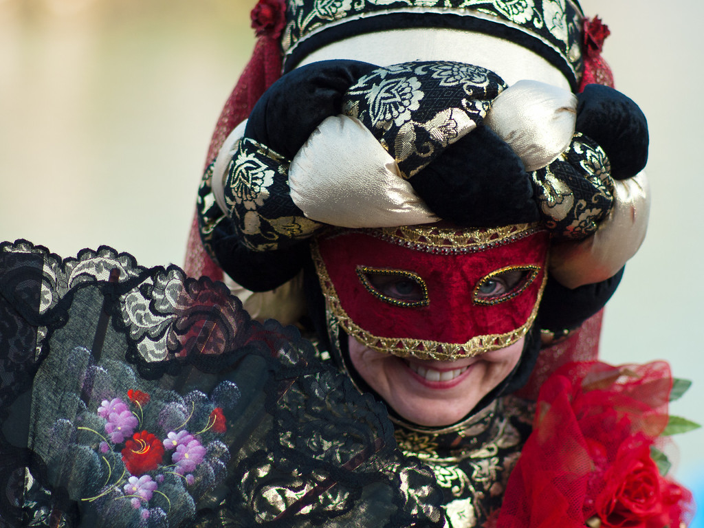 Masques: Carnaval d'Annecy 2011 1226199412_v2HSf-XL