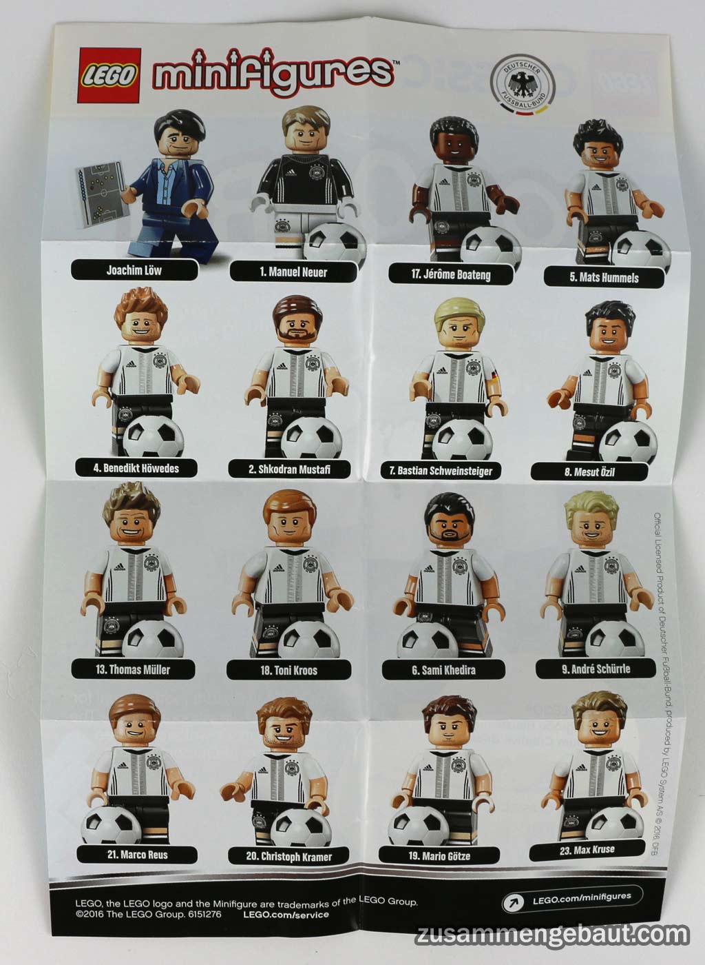 Collectible minifigures "Die Mannschaft" 71014 Lego-minifigures-die-mannschaft-dfb-16-71014-2016-zusammengebaut-andres-lehmann