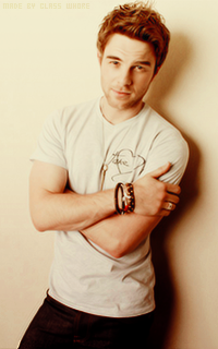 Nathaniel Buzolic  1372185178-nate-1