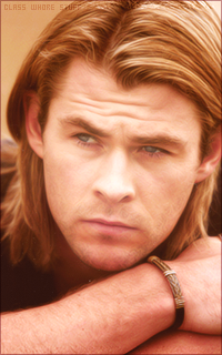 Chris HEMSWORTH 1394394454-009