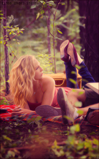 Candice ACCOLA 1412532404-010