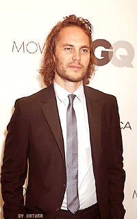 Taylor Kitsch - 200*320 1416252741-ik14