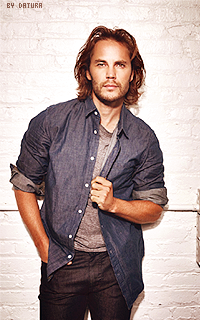 Taylor Kitsch - 200*320 1420731292-ot11