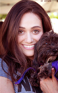 Emmy Rossum ▬ 200*320 1423676990-chus115