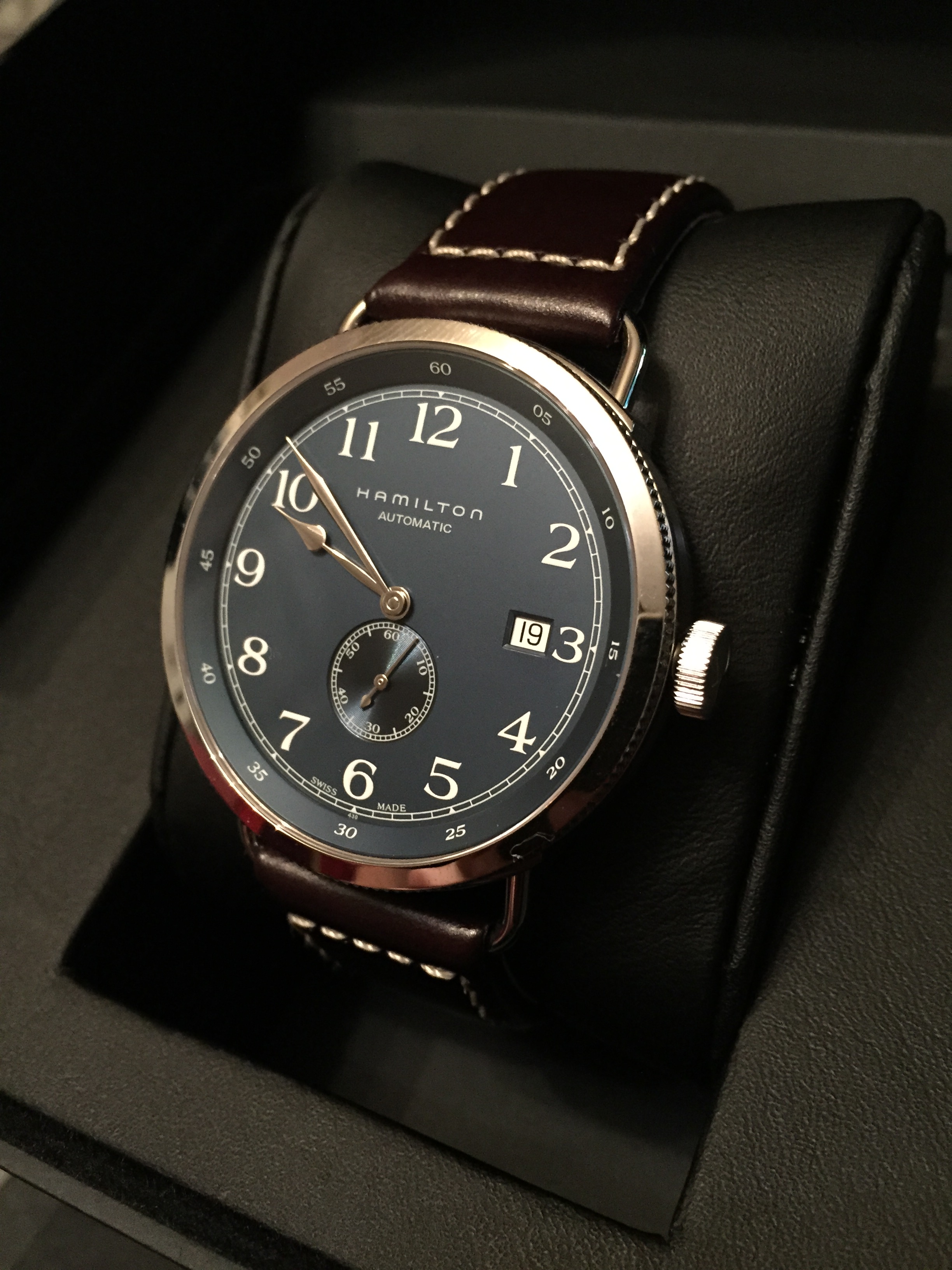 Petit nouveau, Première Montre automatique ! Hamilton Pioneer Navy inside :) 1427403918-img-0942