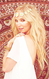 Candice ACCOLA 1447797742-020