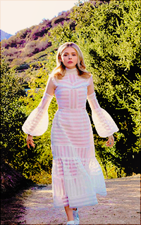 Chloe Moretz 1457987229-cm13