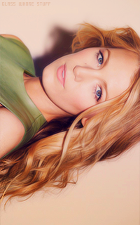 Blake LIVELY 1461069798-003