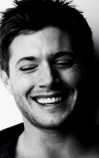 Jensen Ackles • 200x320 1476466599-jensen-ackles-vava-6