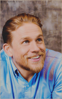 Charlie HUNNAM 1492950358-004