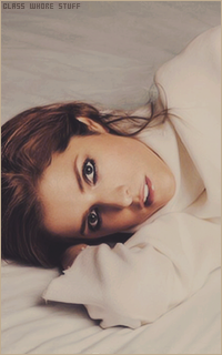 Anna KENDRICK 1493069316-024