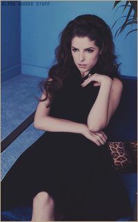 Anna KENDRICK 1493074403-028