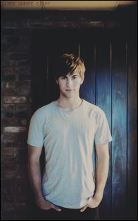 Chace CRAWFORD 1495094546-001