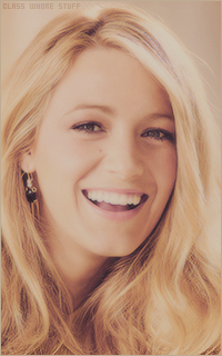 Blake LIVELY 1495273476-016