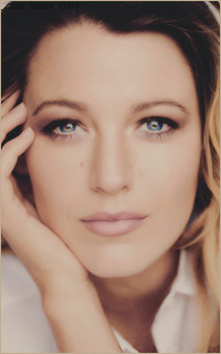 Blake LIVELY 1495278693-023