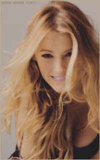 Blake LIVELY 1495278789-036