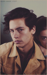Cole SPROUSE - Page 2 1496336918-015