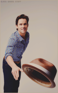 Matthew BOMER 1497390714-002