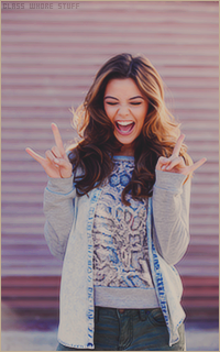 Danielle CAMPBELL 1497547583-018