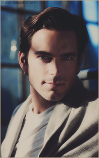 Matthew BOMER 1497557261-008