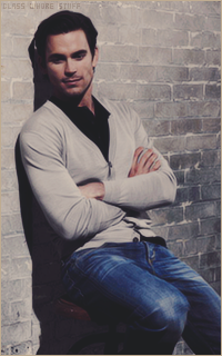 Matthew BOMER 1497557262-009