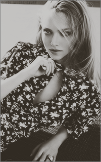 Amanda SEYFRIED 1497691535-004