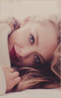 Amanda SEYFRIED 1497691723-025