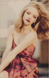 Amanda SEYFRIED 1497691762-030