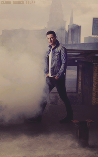 Luke EVANS 1498446856-009