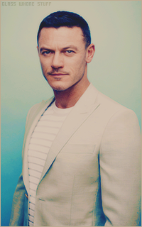 Luke EVANS 1498496980-006