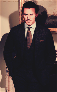 Luke EVANS 1498841715-023