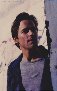 Matthew BOMER 1499102146-009