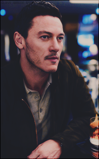 Luke EVANS 1500208368-001