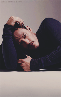 Luke EVANS 1500245621-004