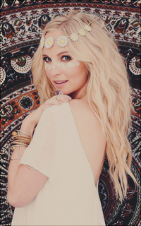 Candice ACCOLA 1500484457-003