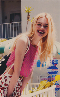 Elle FANNING 1500912504-012