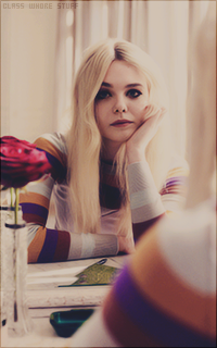 Elle FANNING 1500912586-022